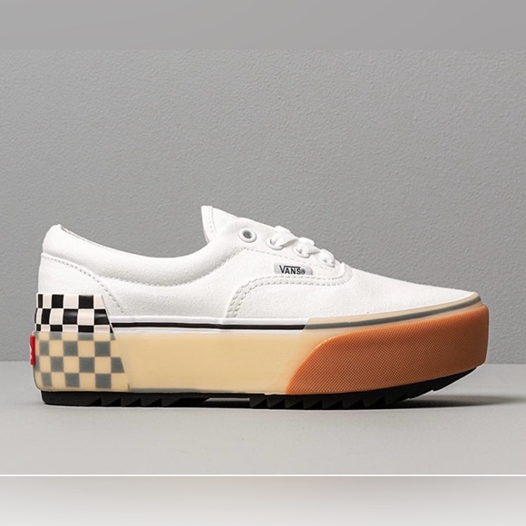 Vans White Canvas Sneakers with Black Checkered Heel - Picture 3 of 6